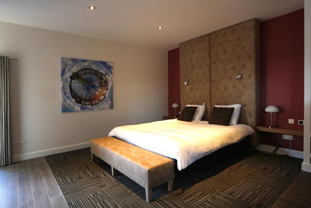 B&B 4 Seasons Riemst Rom bilde